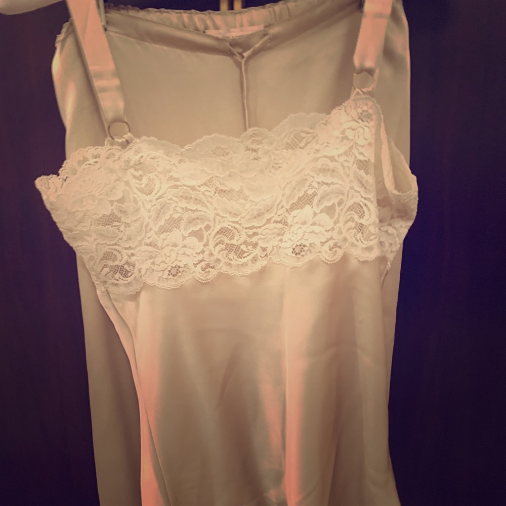 Luxury camel Dolores silk pajamas